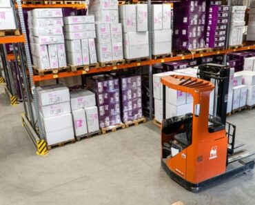 fork lift truck working in a warehouse - Implementing the S2P process for your organization