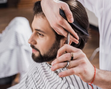 Are you seeking a fresh haircut or a classic shave to elevate your style? Look no further than Barrie, where skilled barbers await to transform your appearance and boost your confidence.